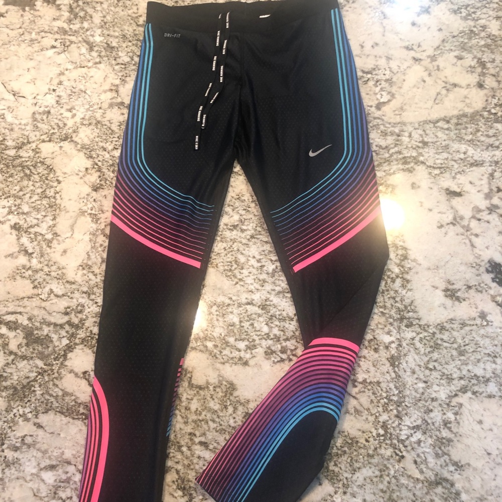 NWOT - Nike running leggings
